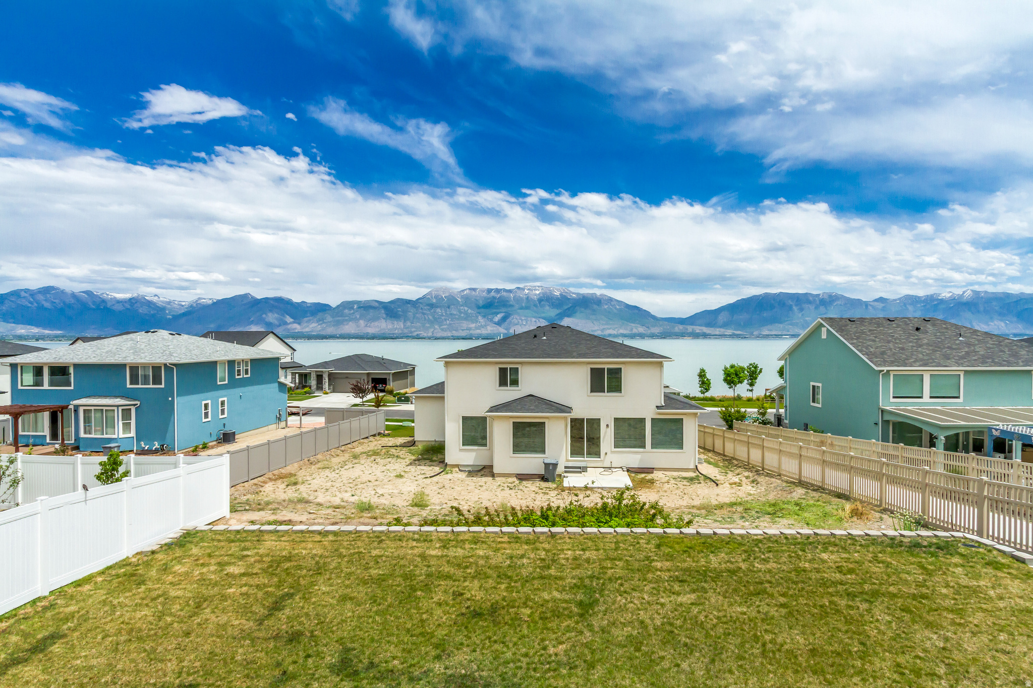 MALLARD BAY - Residential