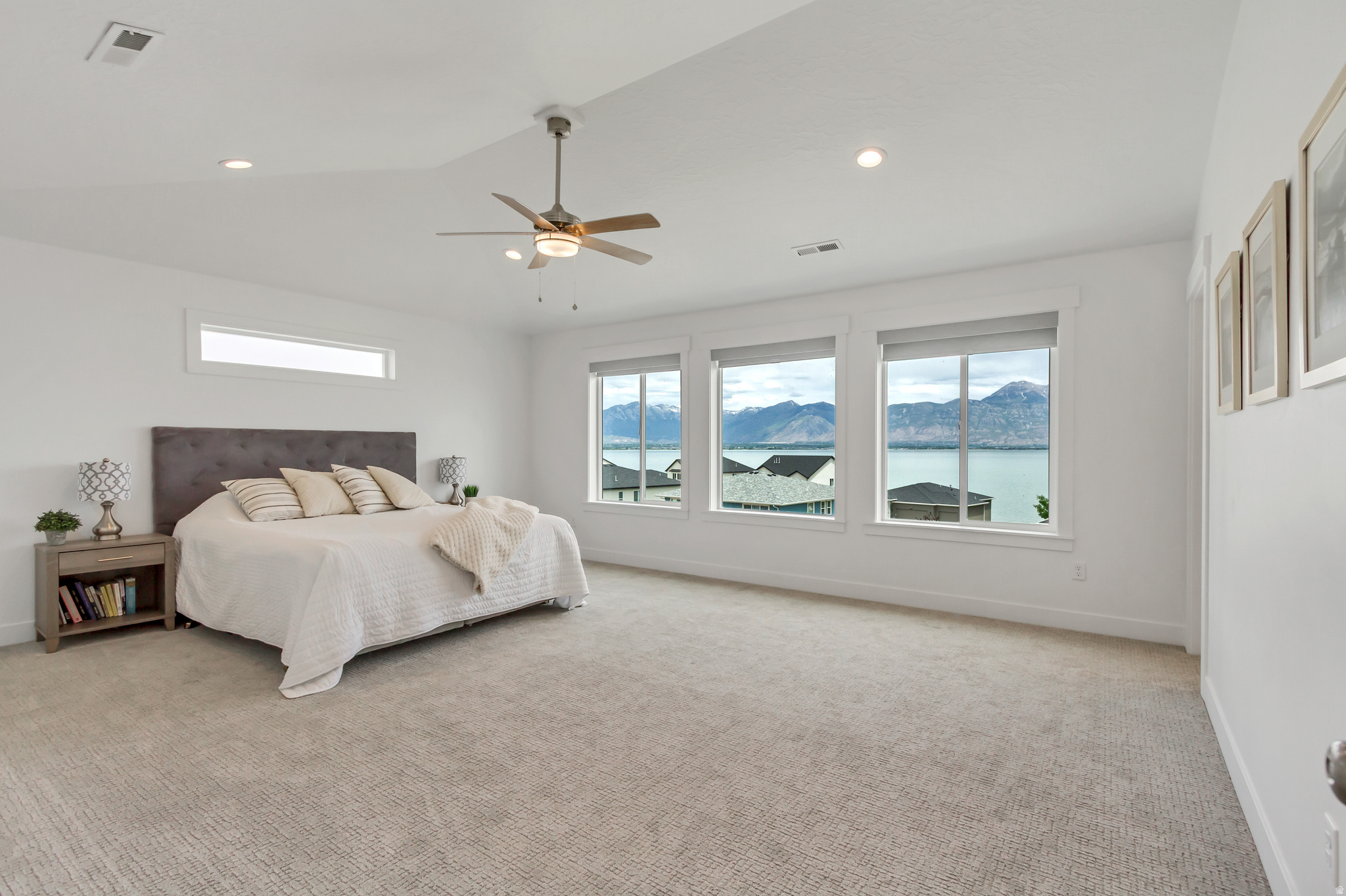 MALLARD BAY - Residential