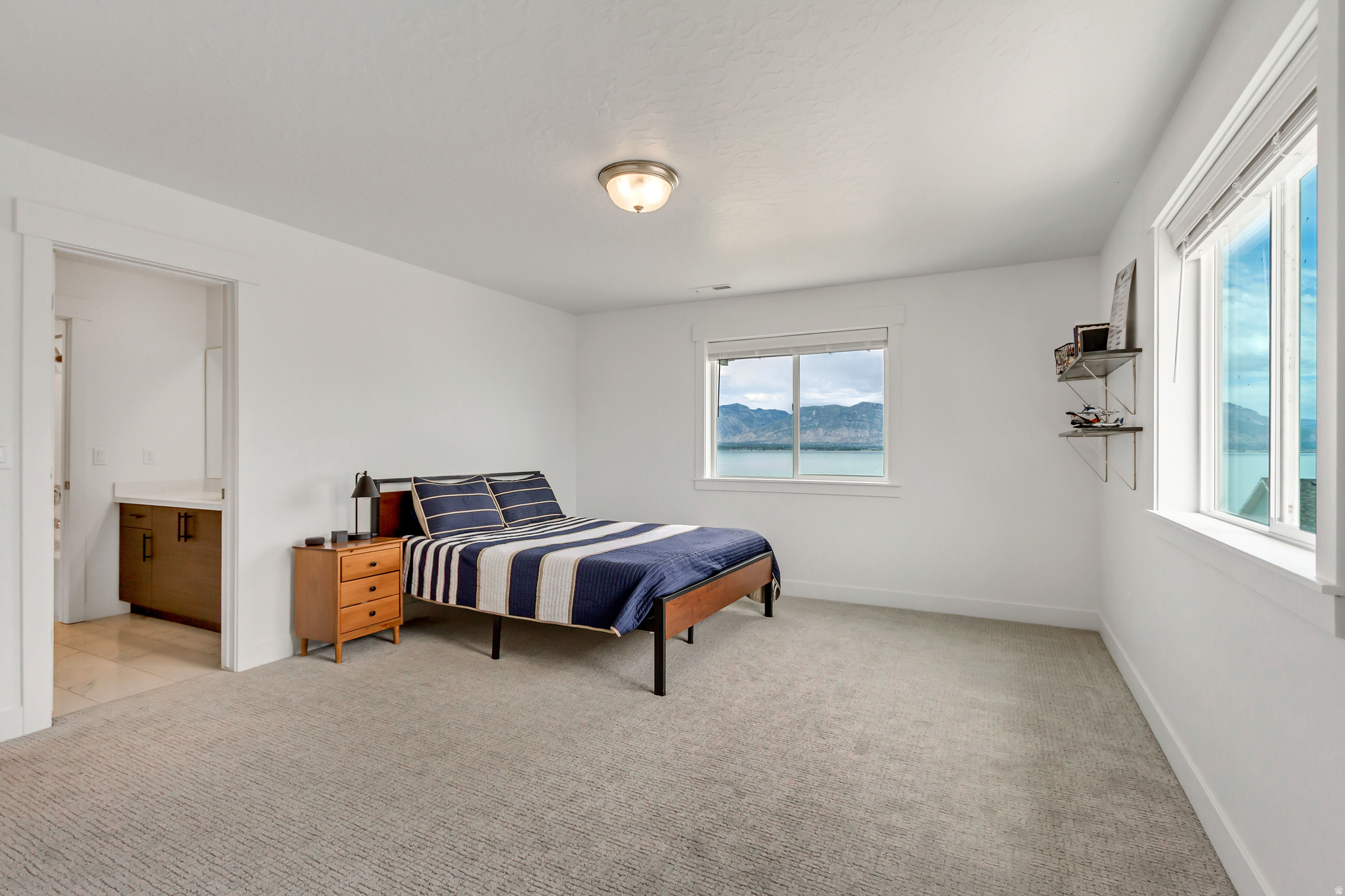 MALLARD BAY - Residential