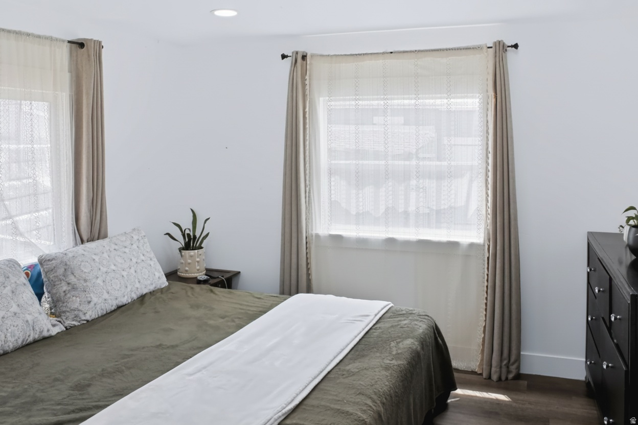 VILLAGE GREEN MOBILE HOME PARK - Residential