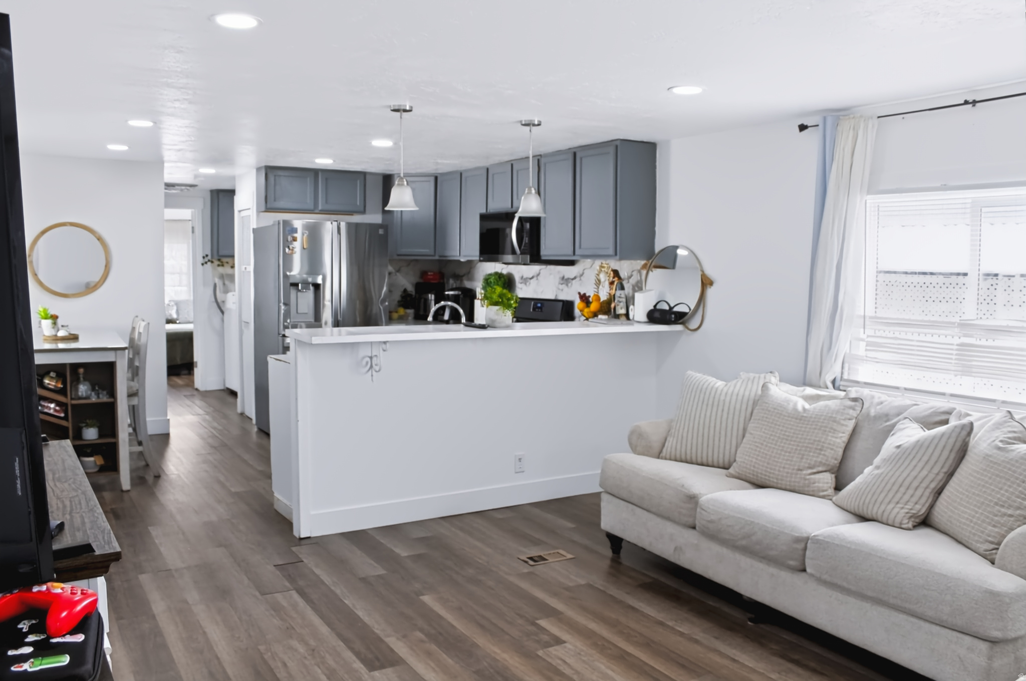 VILLAGE GREEN MOBILE HOME PARK - Residential