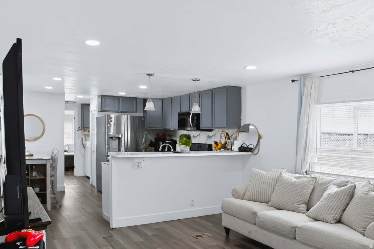 VILLAGE GREEN MOBILE HOME PARK - Residential