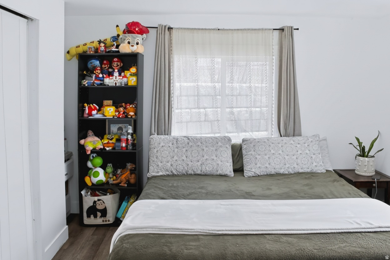 VILLAGE GREEN MOBILE HOME PARK - Residential