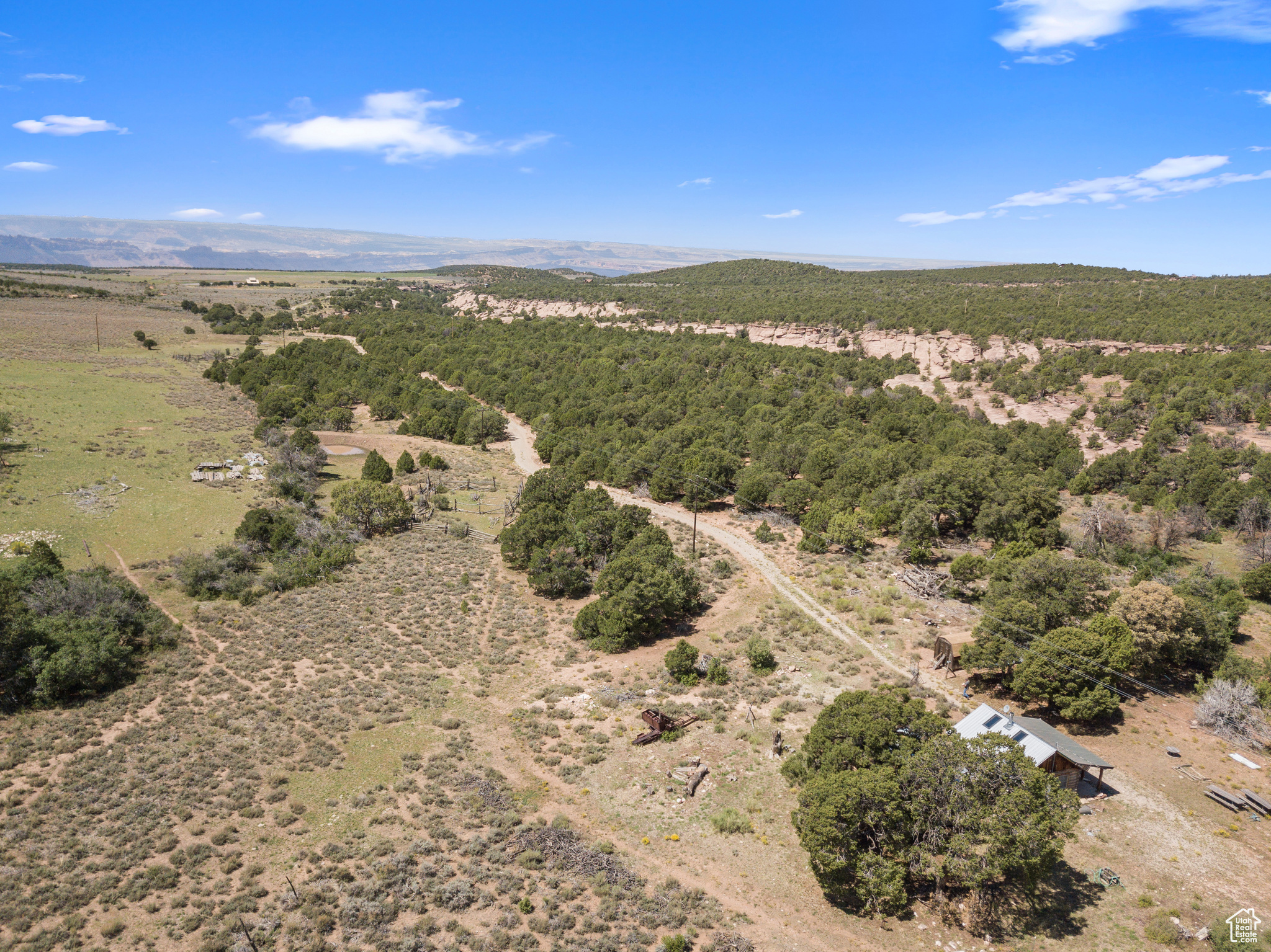 COUGAR CANYON RANCH - Residential