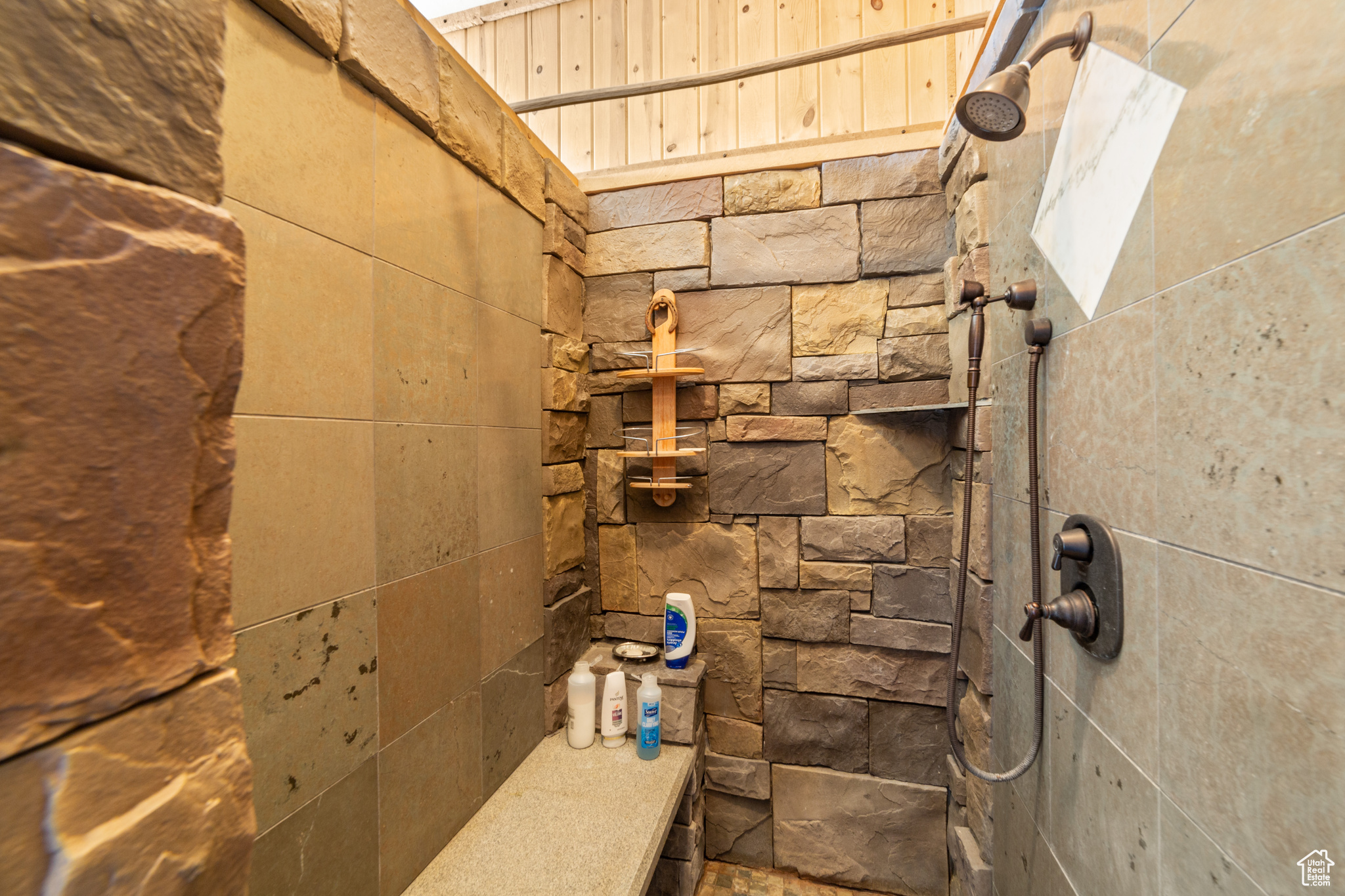 COUGAR CANYON RANCH - Residential