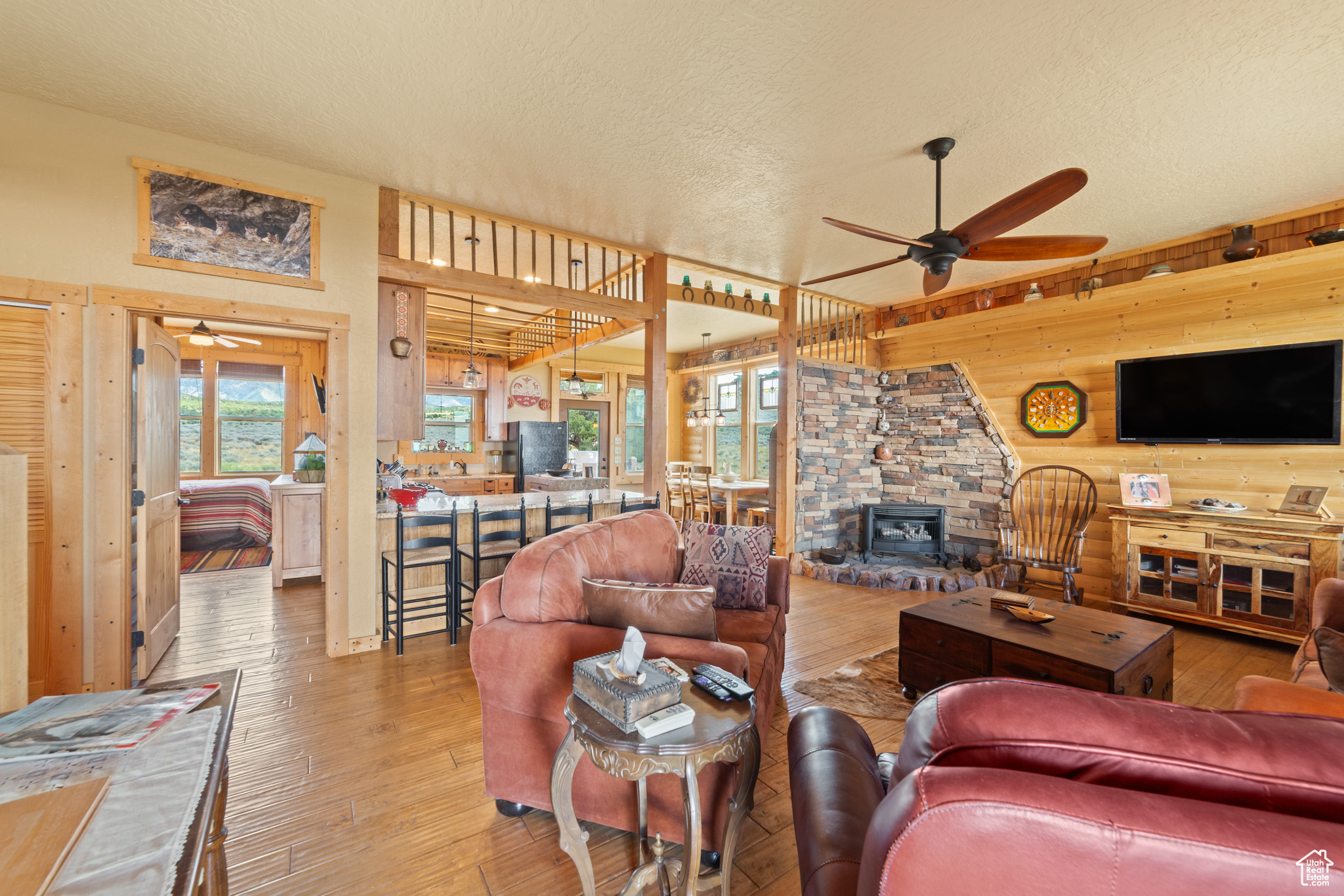 COUGAR CANYON RANCH - Residential