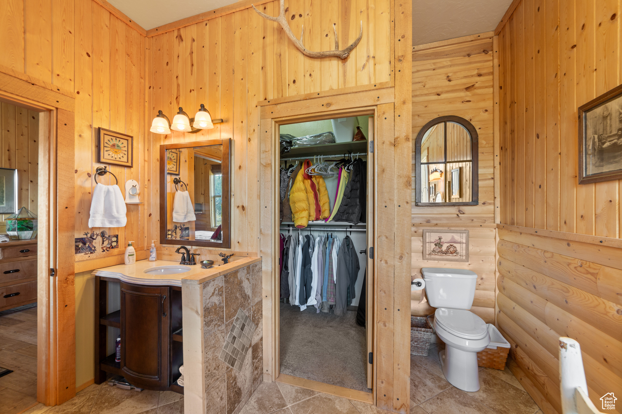 COUGAR CANYON RANCH - Residential