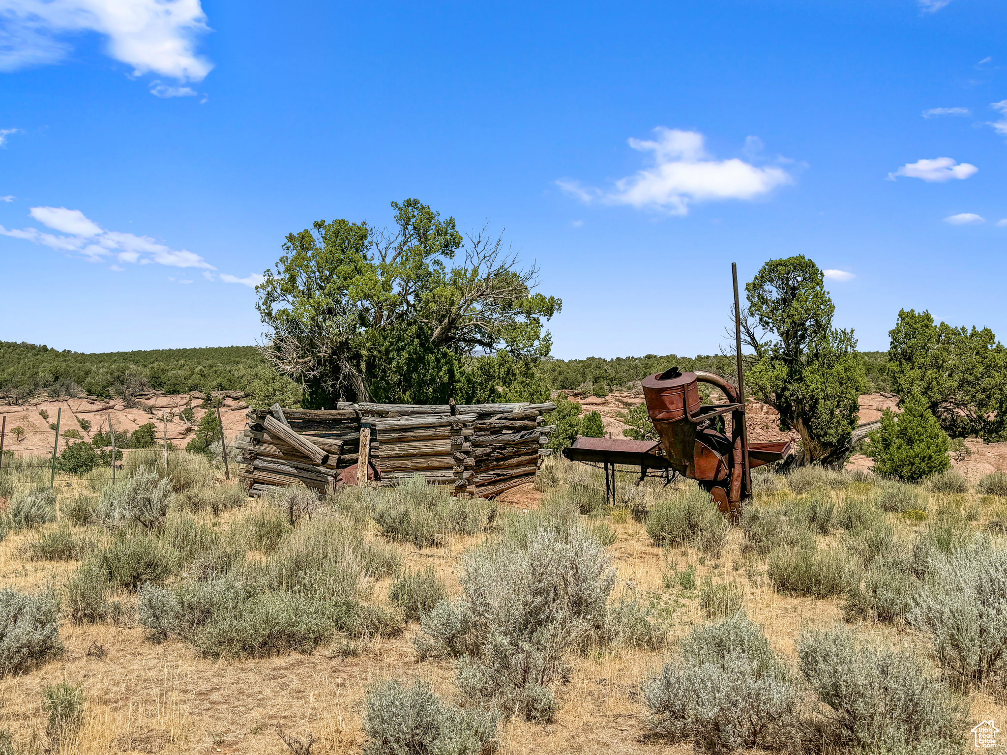 COUGAR CANYON RANCH - Residential