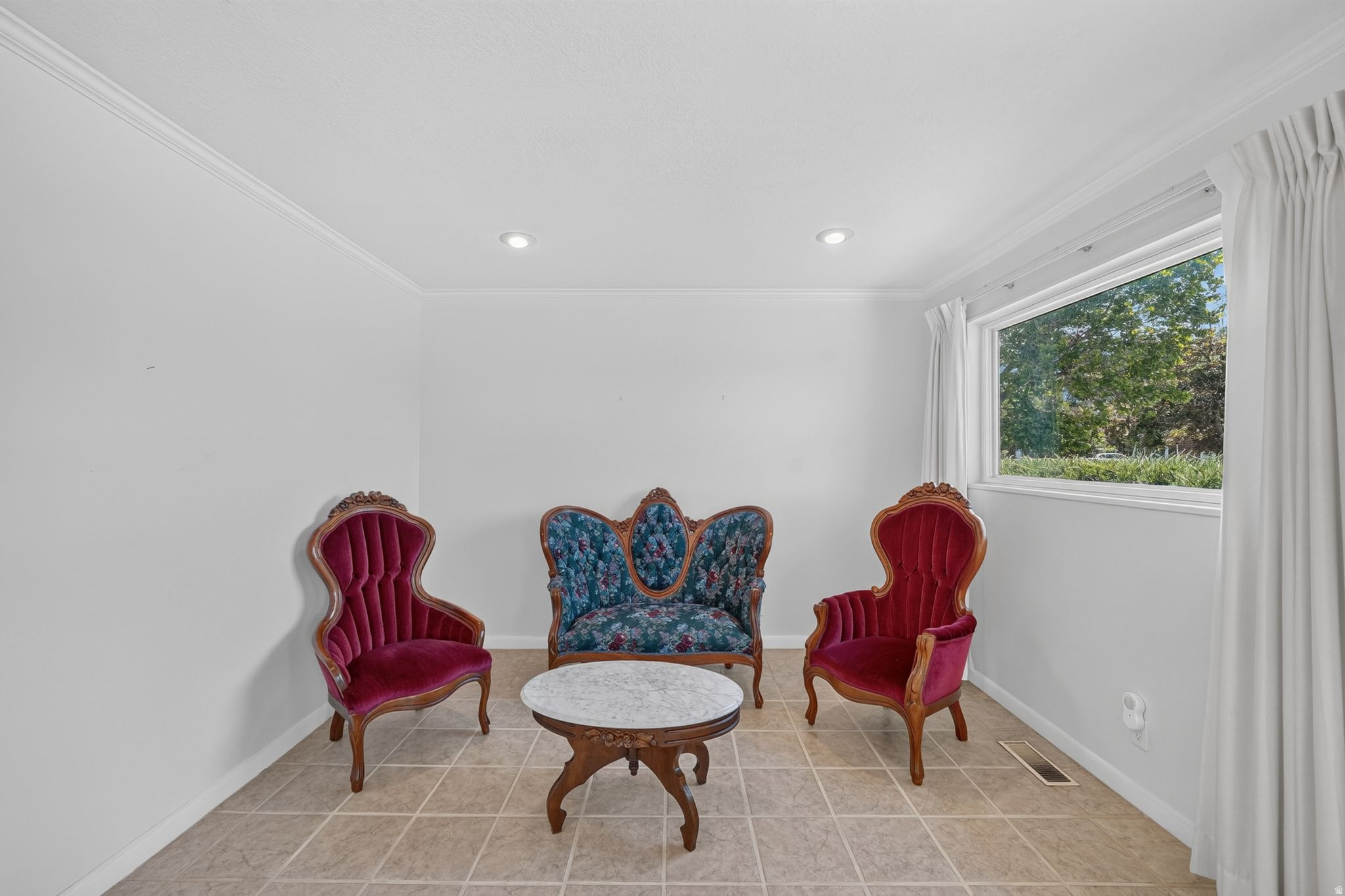 WHITE CITY - Residential
