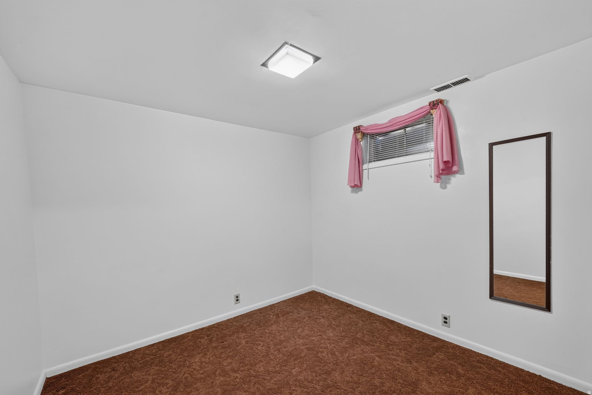 WHITE CITY - Residential