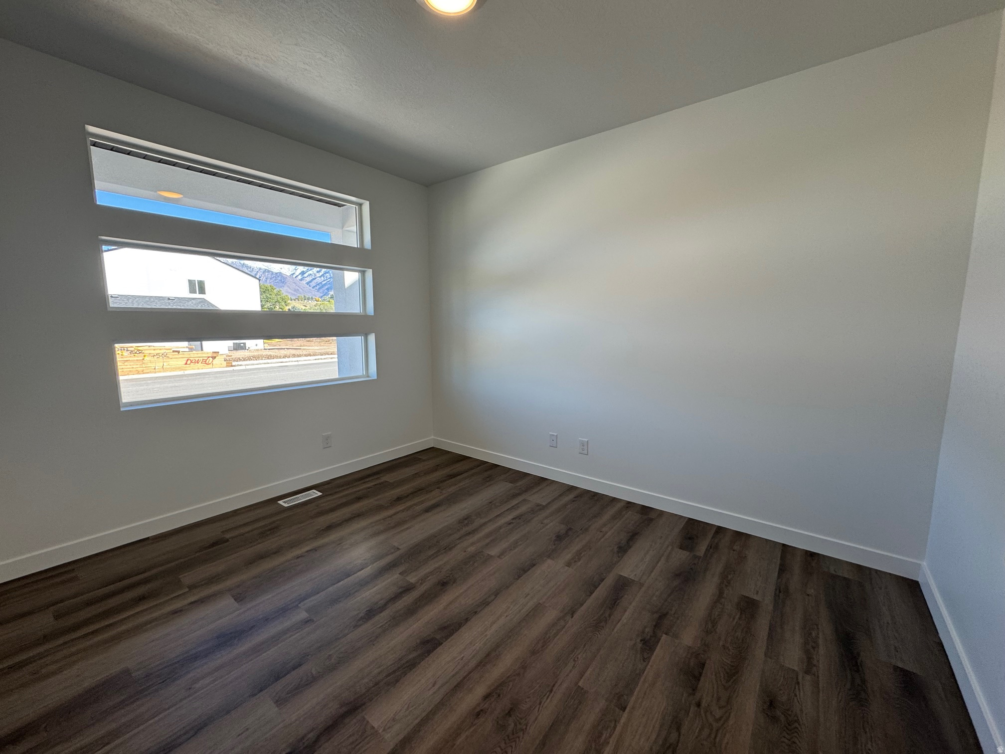 RIVERSIDE ESTATES - Residential