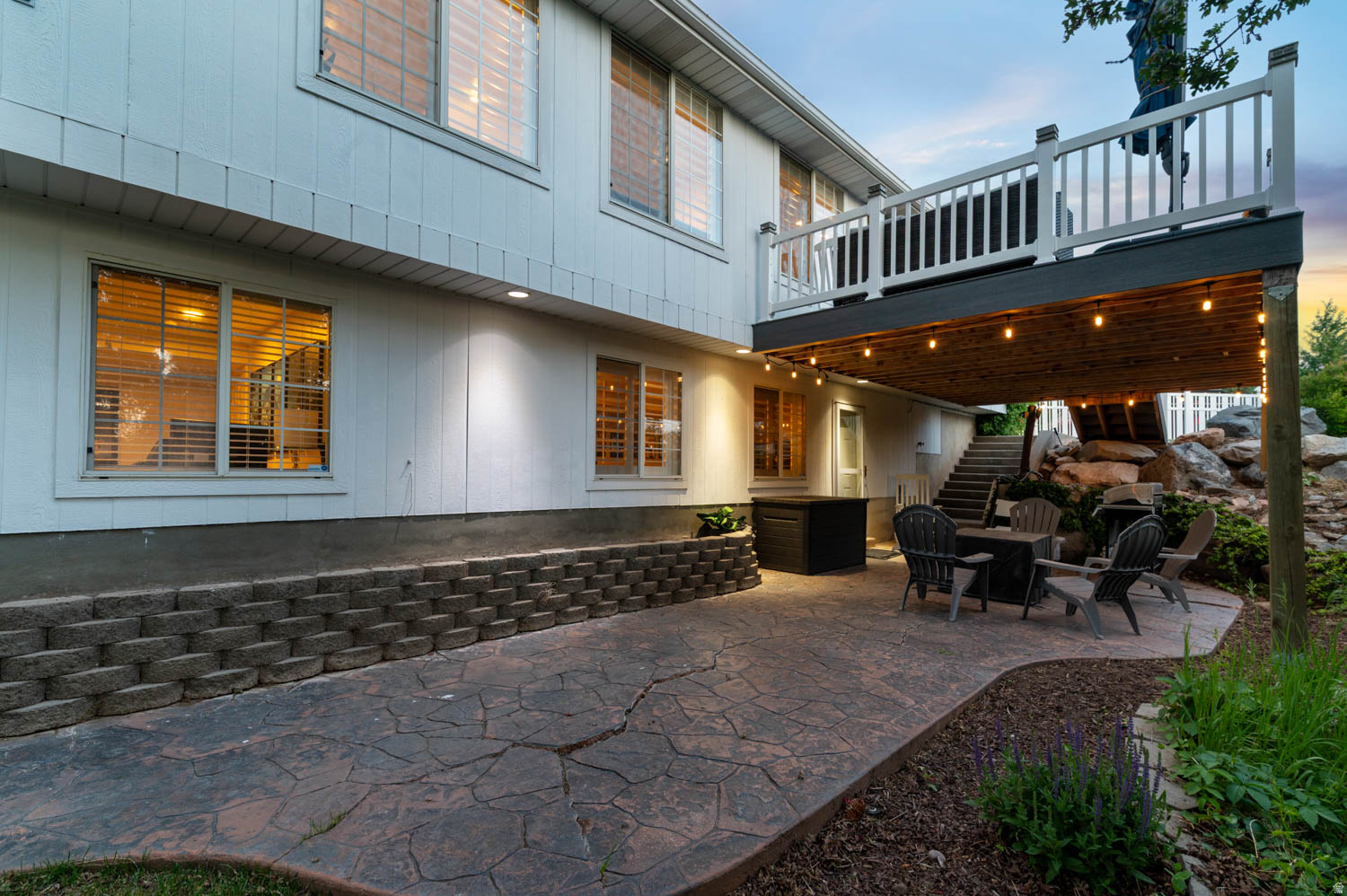 HIGHLANDS BLUFF ESTA - Residential
