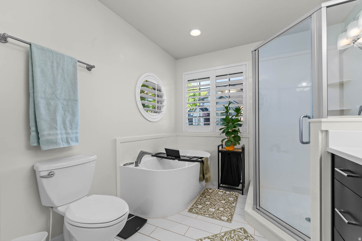 HIGHLANDS BLUFF ESTA - Residential