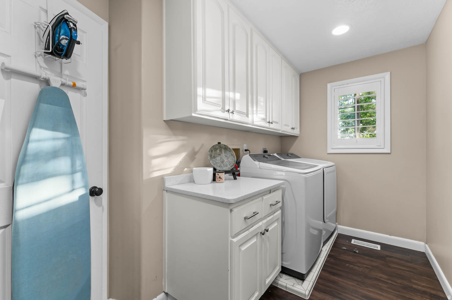 HIGHLANDS BLUFF ESTA - Residential