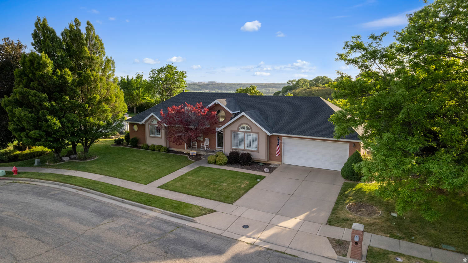HIGHLANDS BLUFF ESTA - Residential