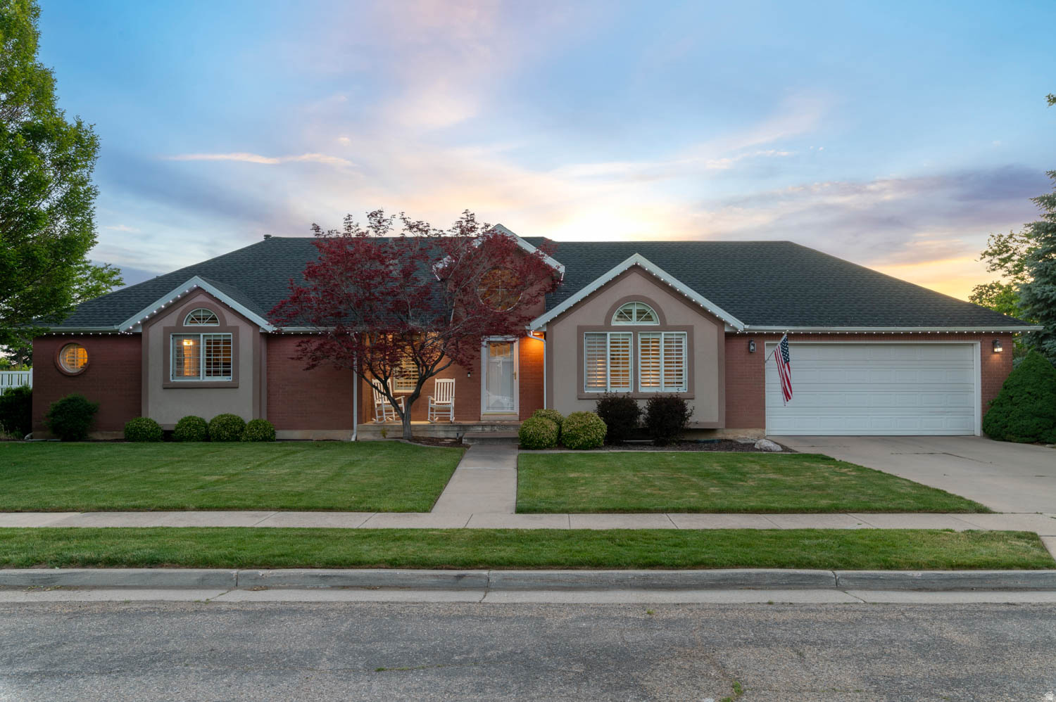 HIGHLANDS BLUFF ESTA - Residential