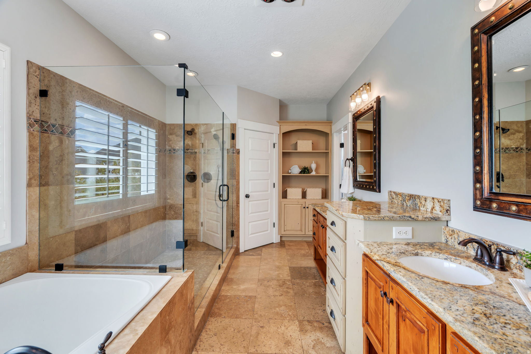 PHEASANT VIEW - Residential