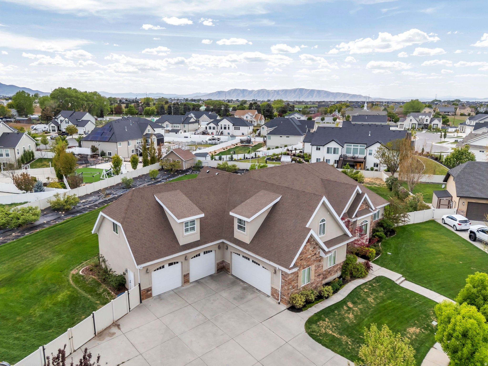 PHEASANT VIEW - Residential