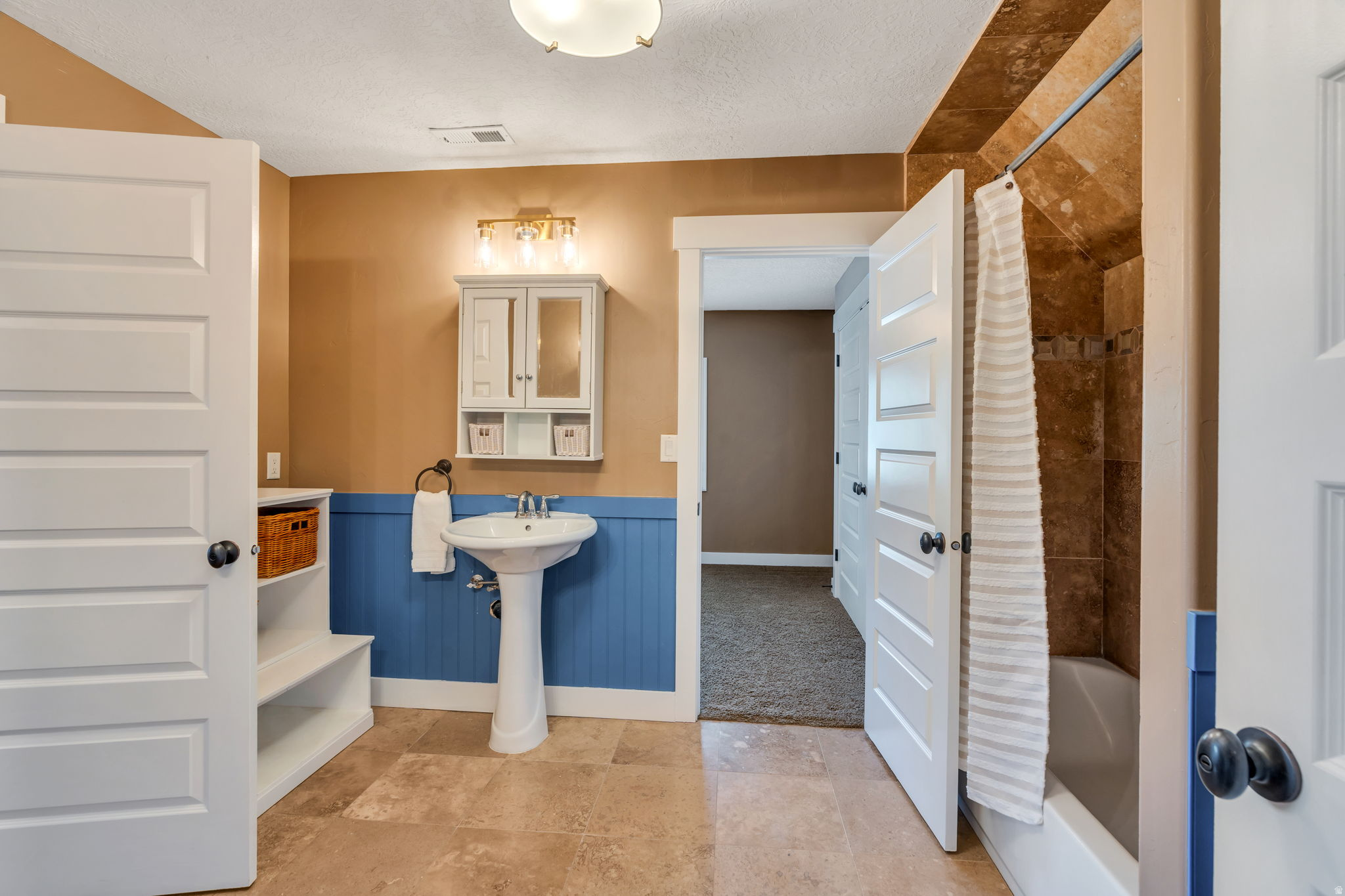 PHEASANT VIEW - Residential