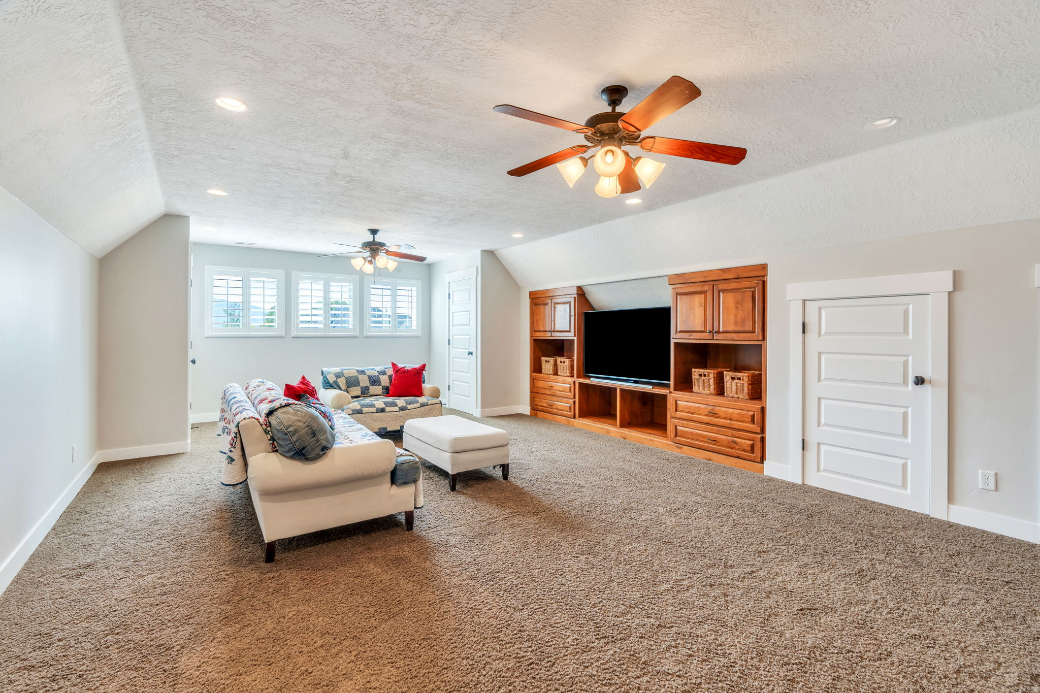 PHEASANT VIEW - Residential