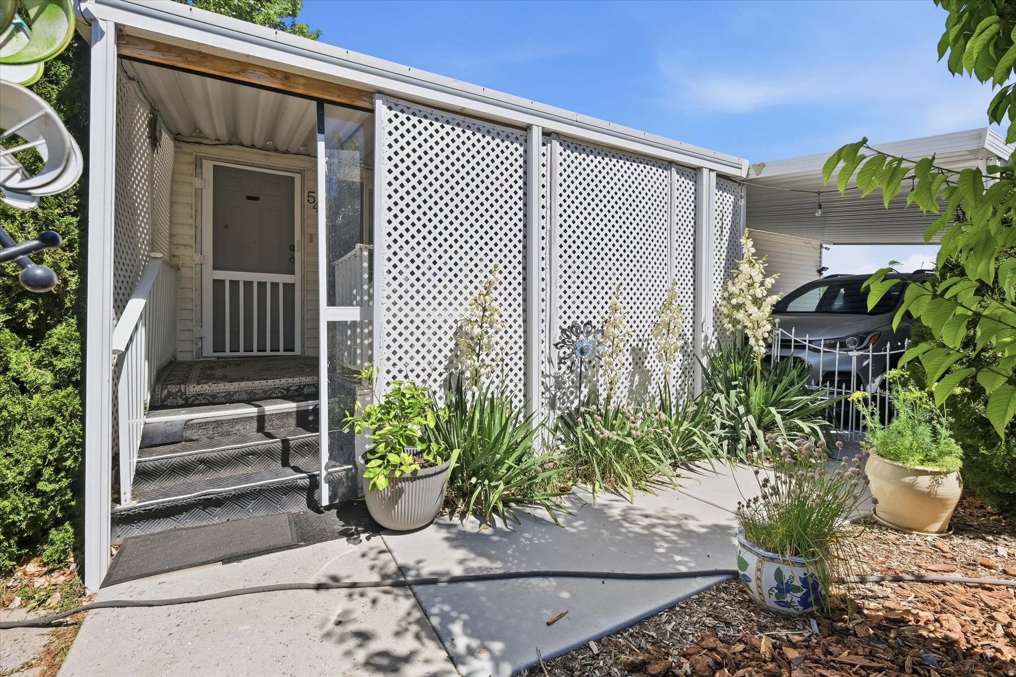 TOWN AND COUNTRY ESTATES - Residential