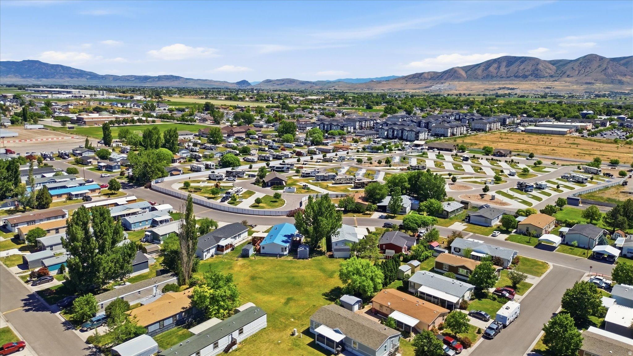 TOWN AND COUNTRY ESTATES - Residential
