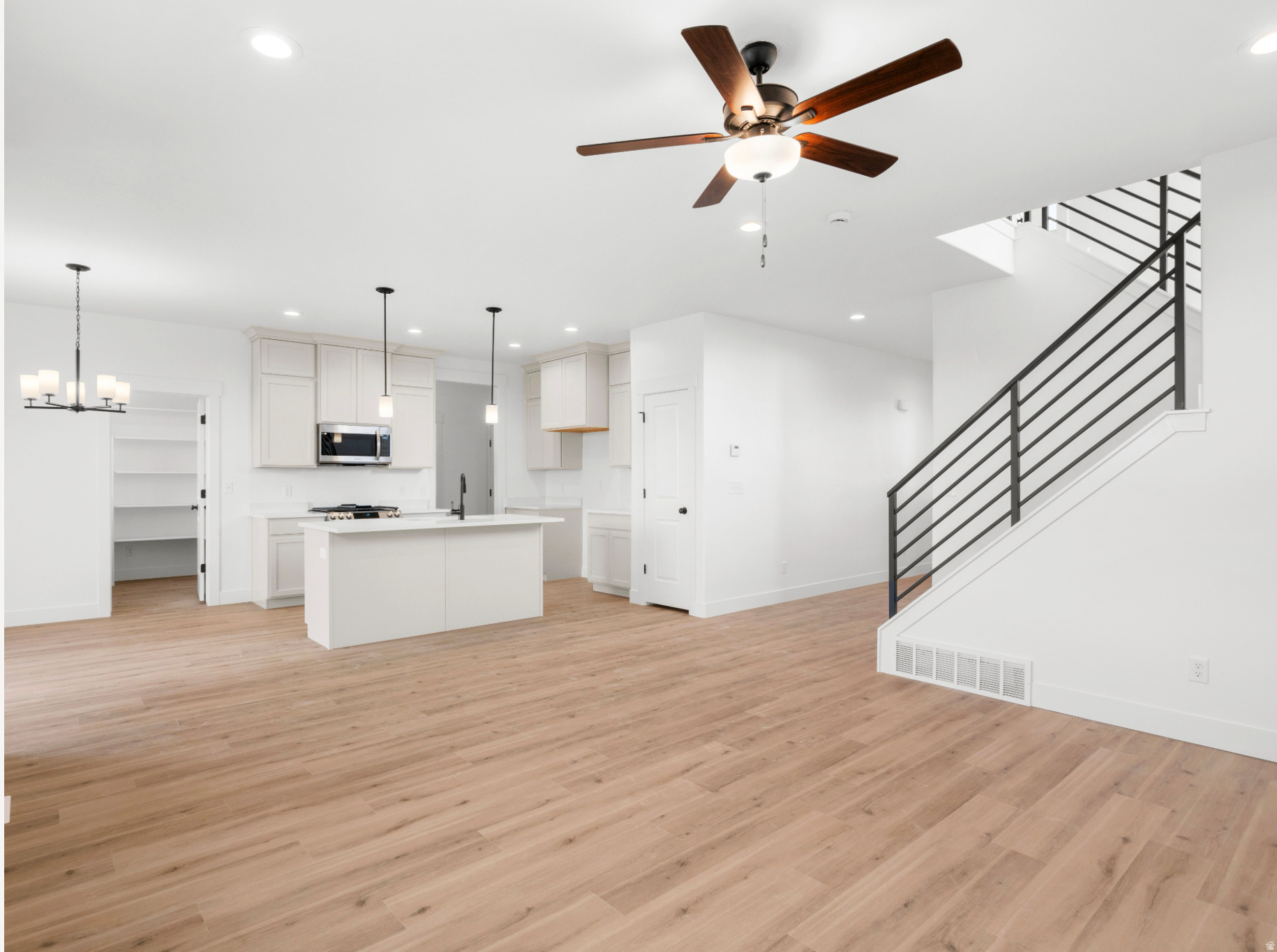 CANYON VIEW - Residential