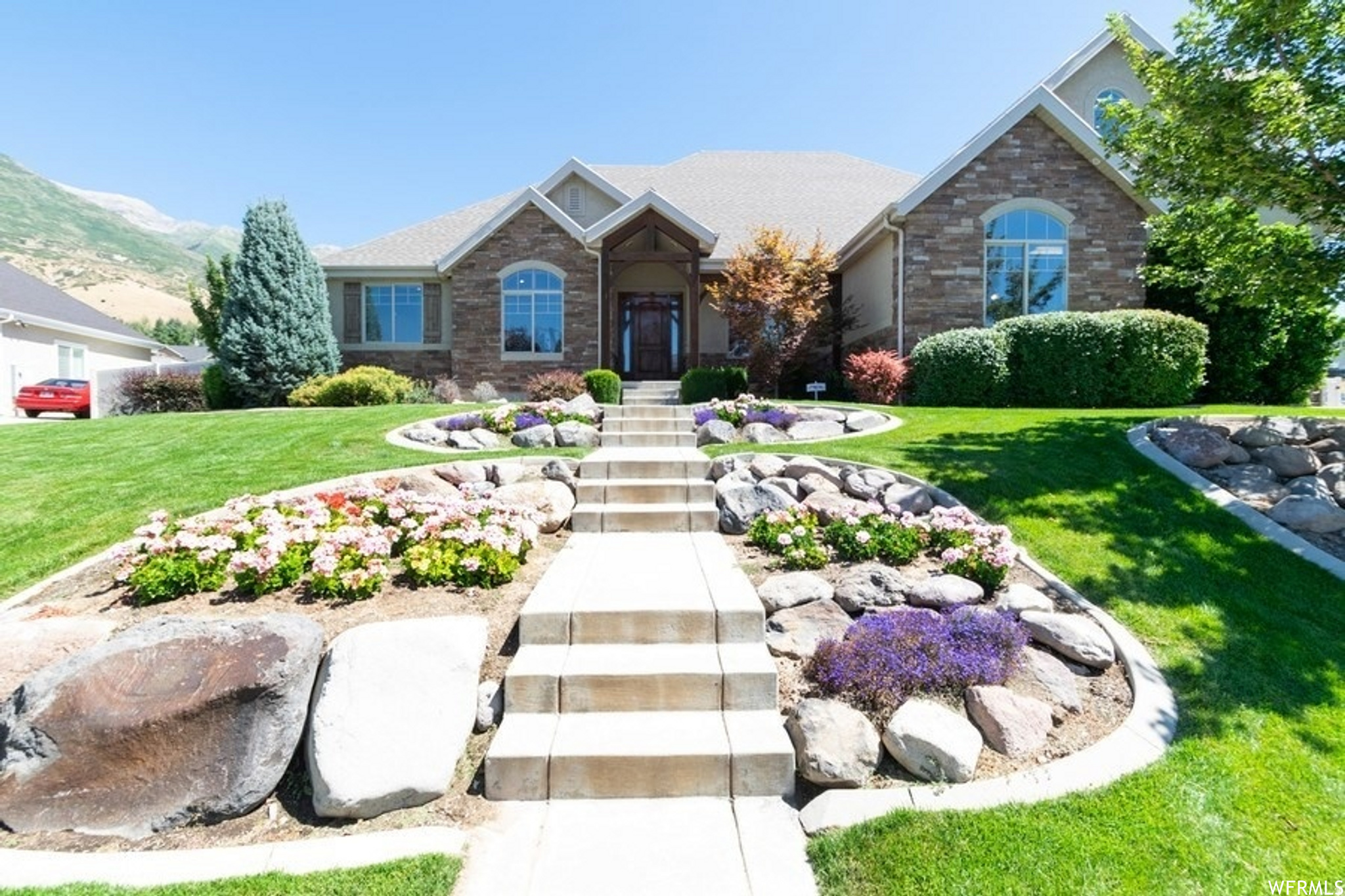 LINDON HIDDEN MEADOWS - Residential