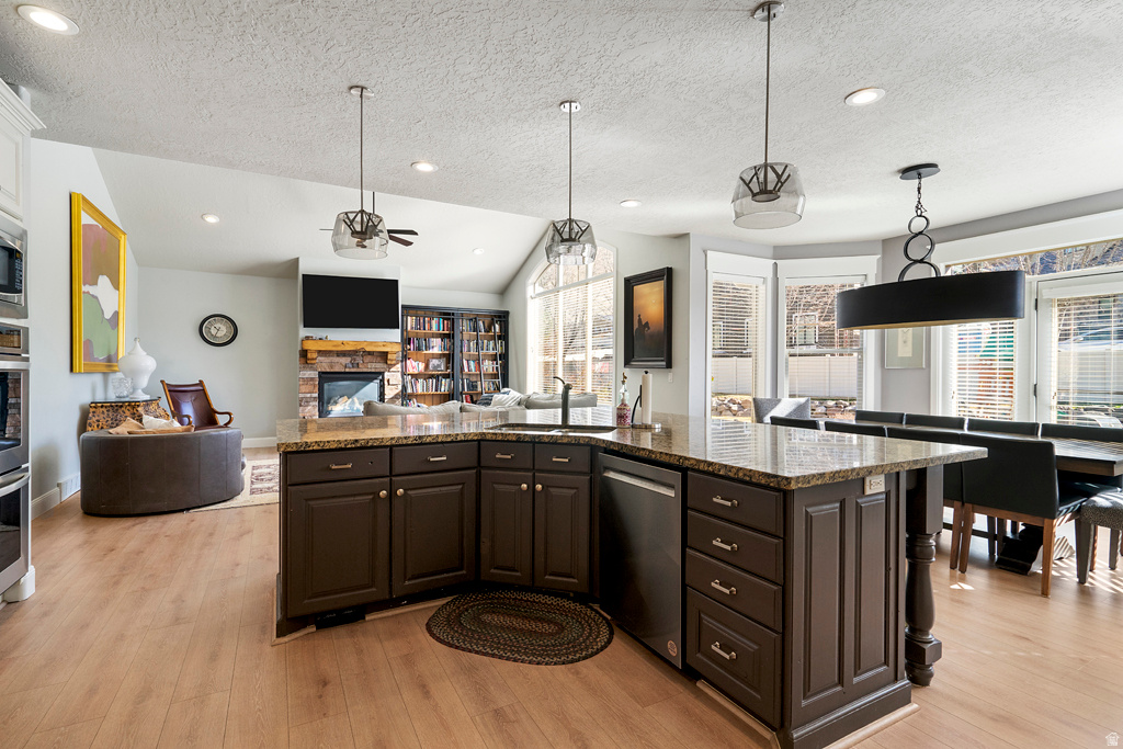 LINDON HIDDEN MEADOWS - Residential