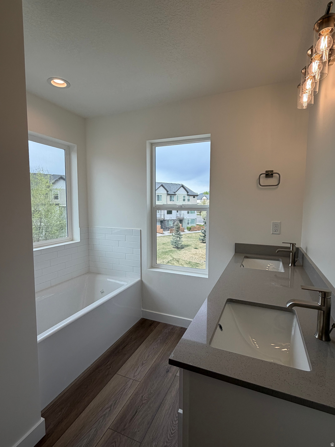 TAYSIDE FARMS - Residential