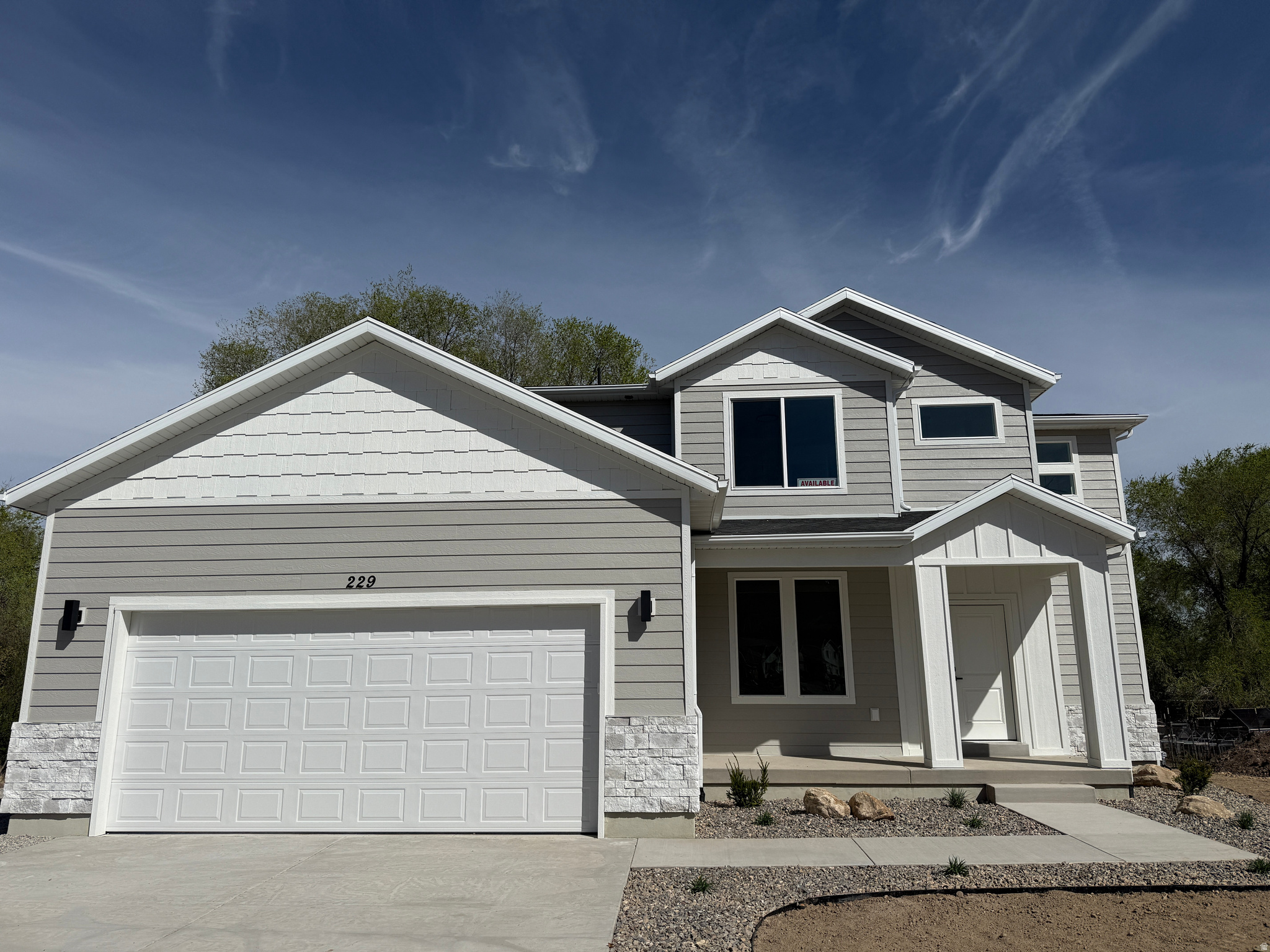 BELLE HOLLOW - Residential