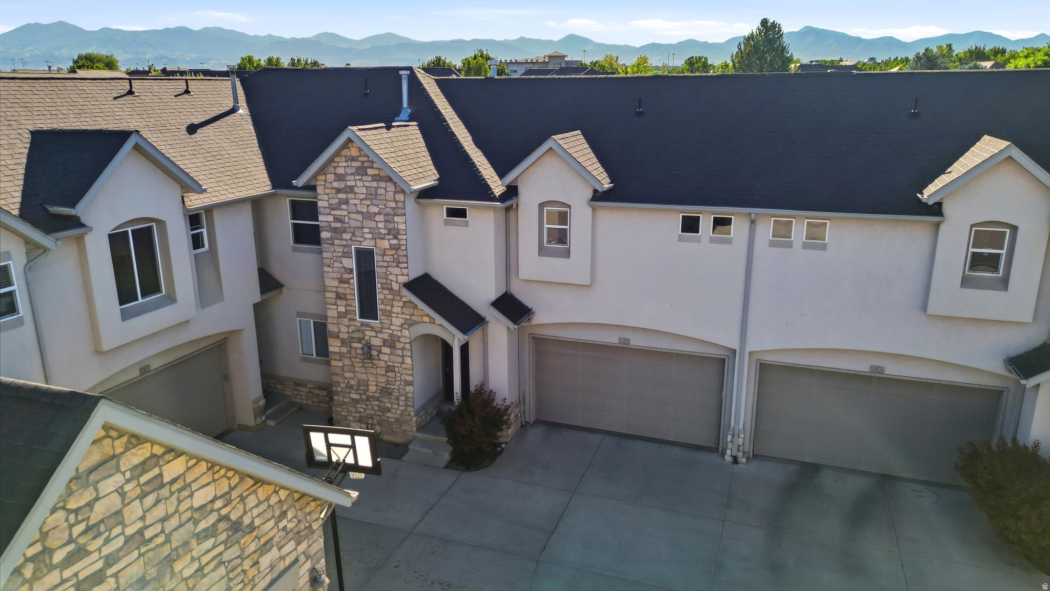 WYNGATE - Residential
