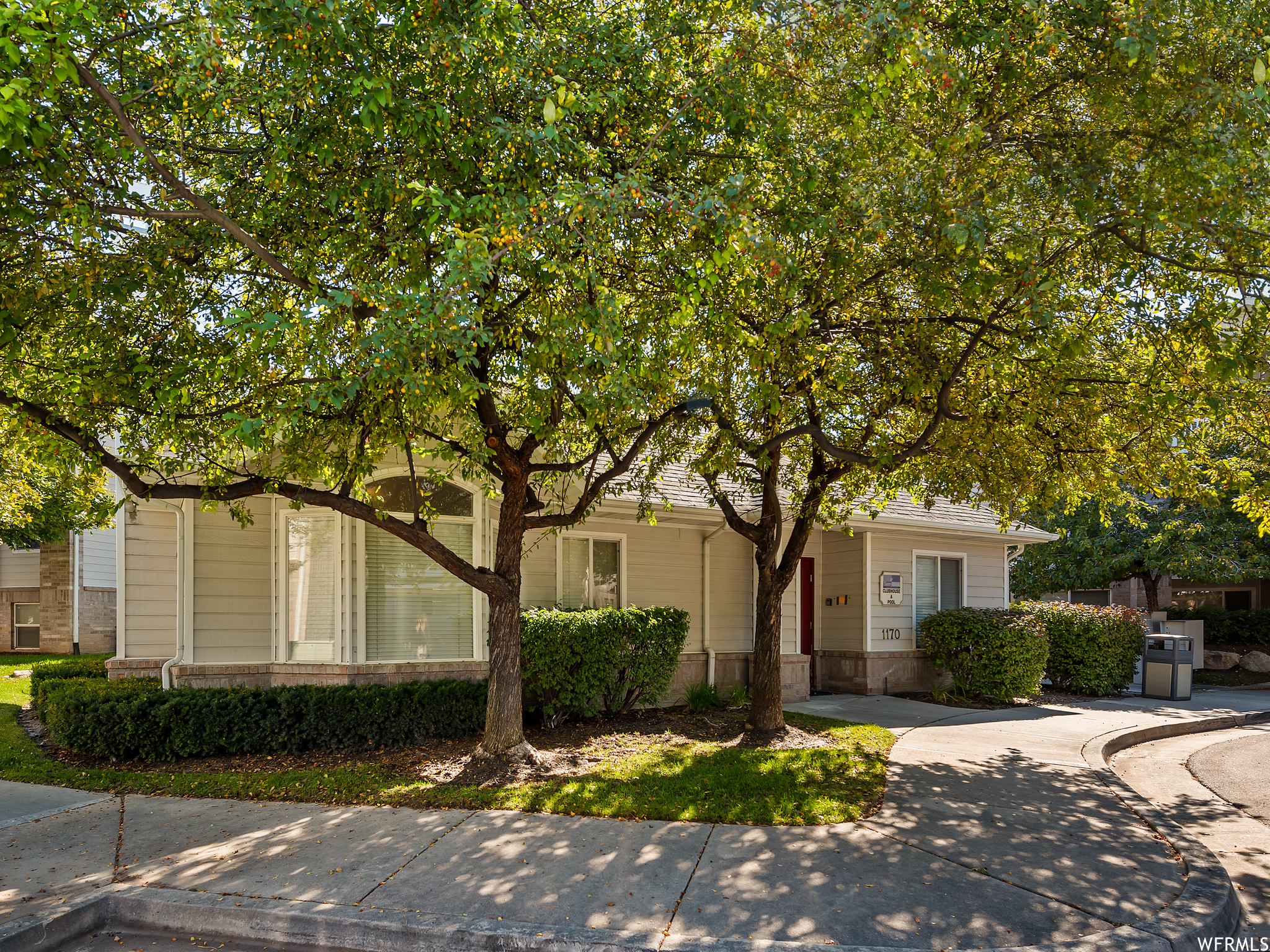 STONEY BROOK - Residential