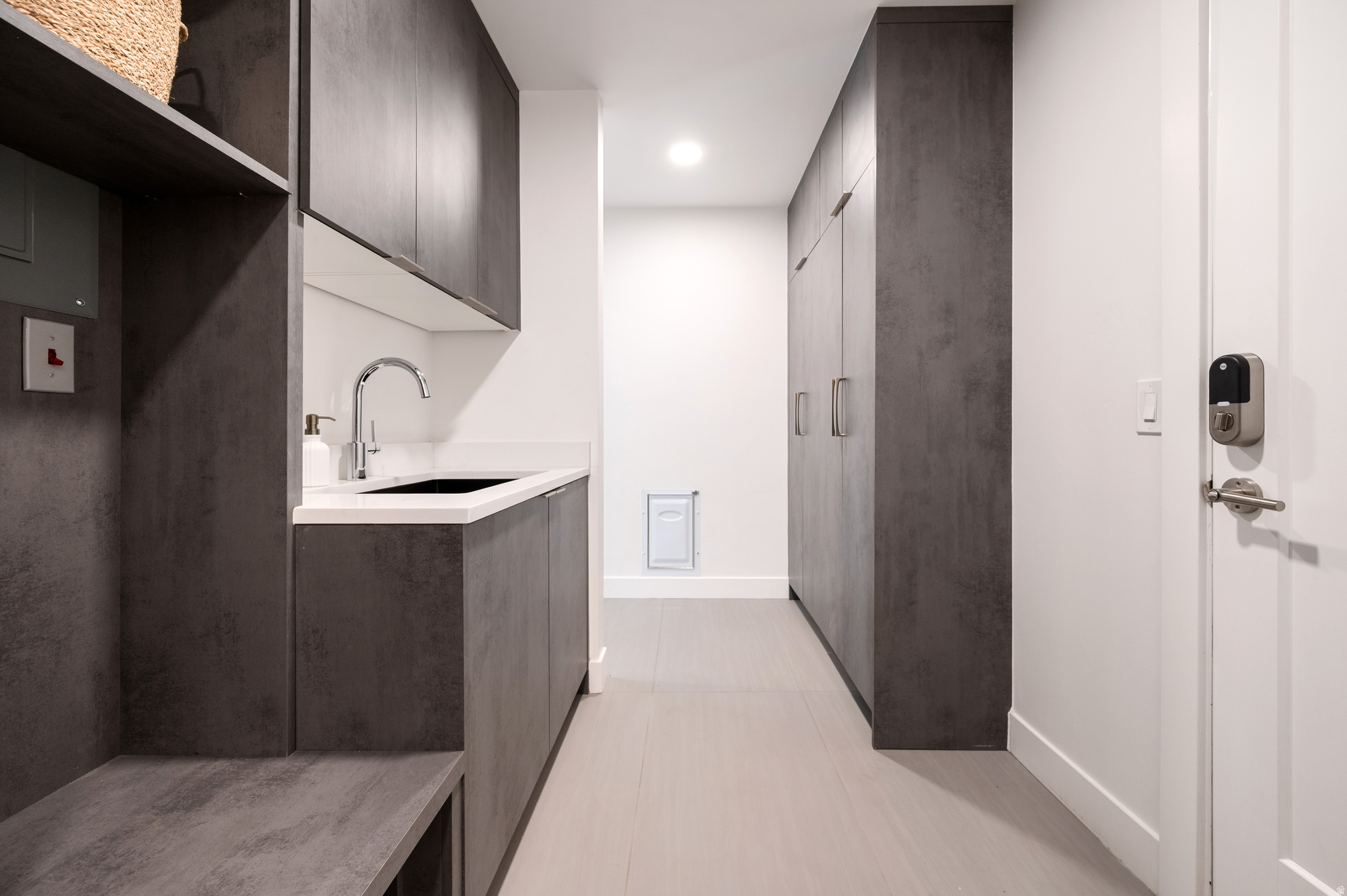 SILVER SPRINGS - Residential