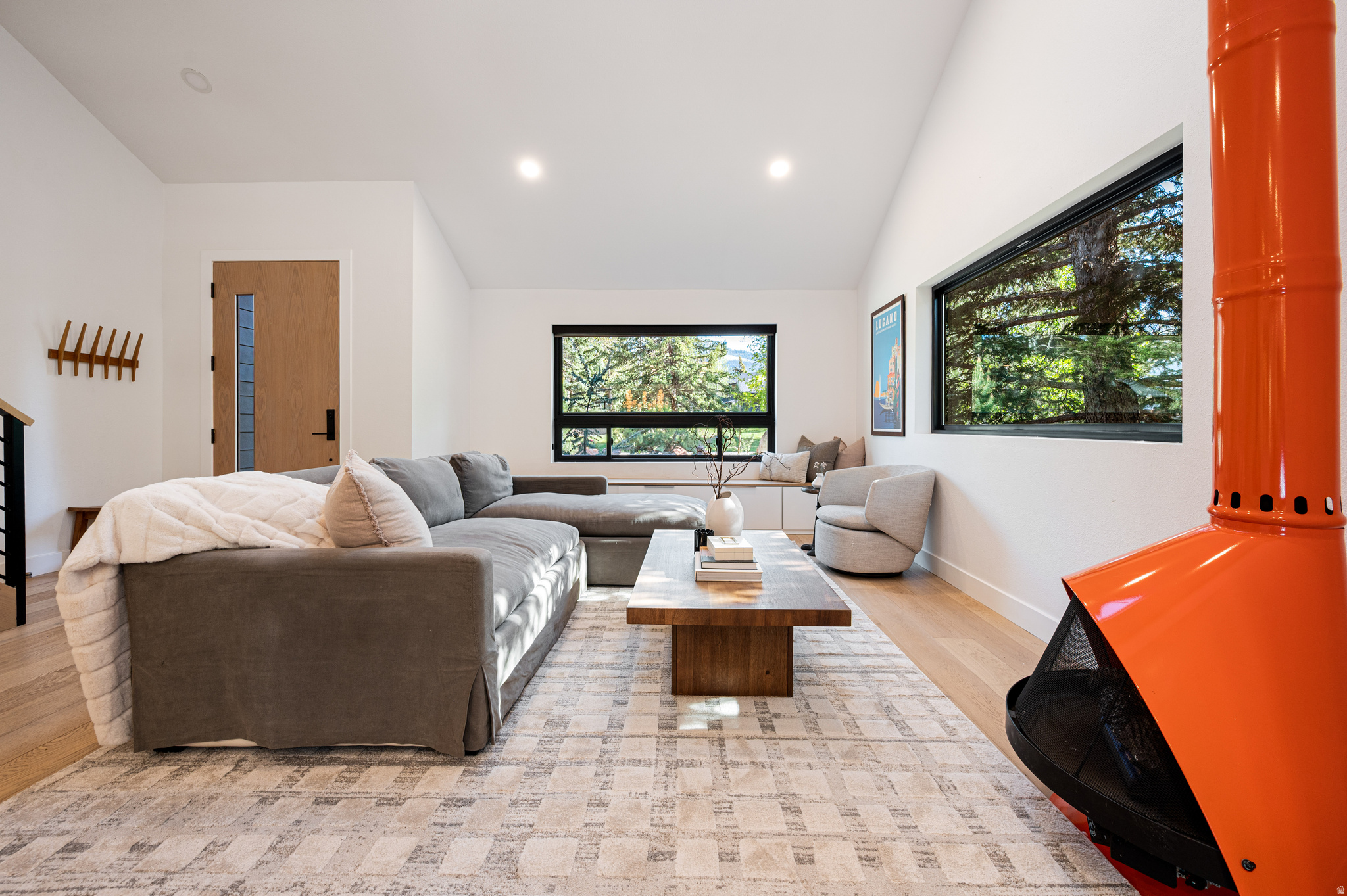 SILVER SPRINGS - Residential