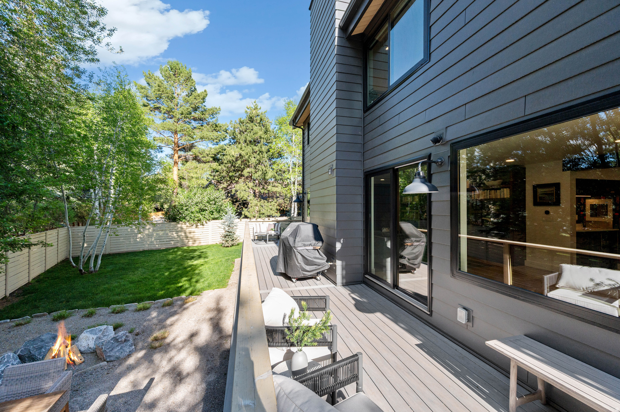 SILVER SPRINGS - Residential