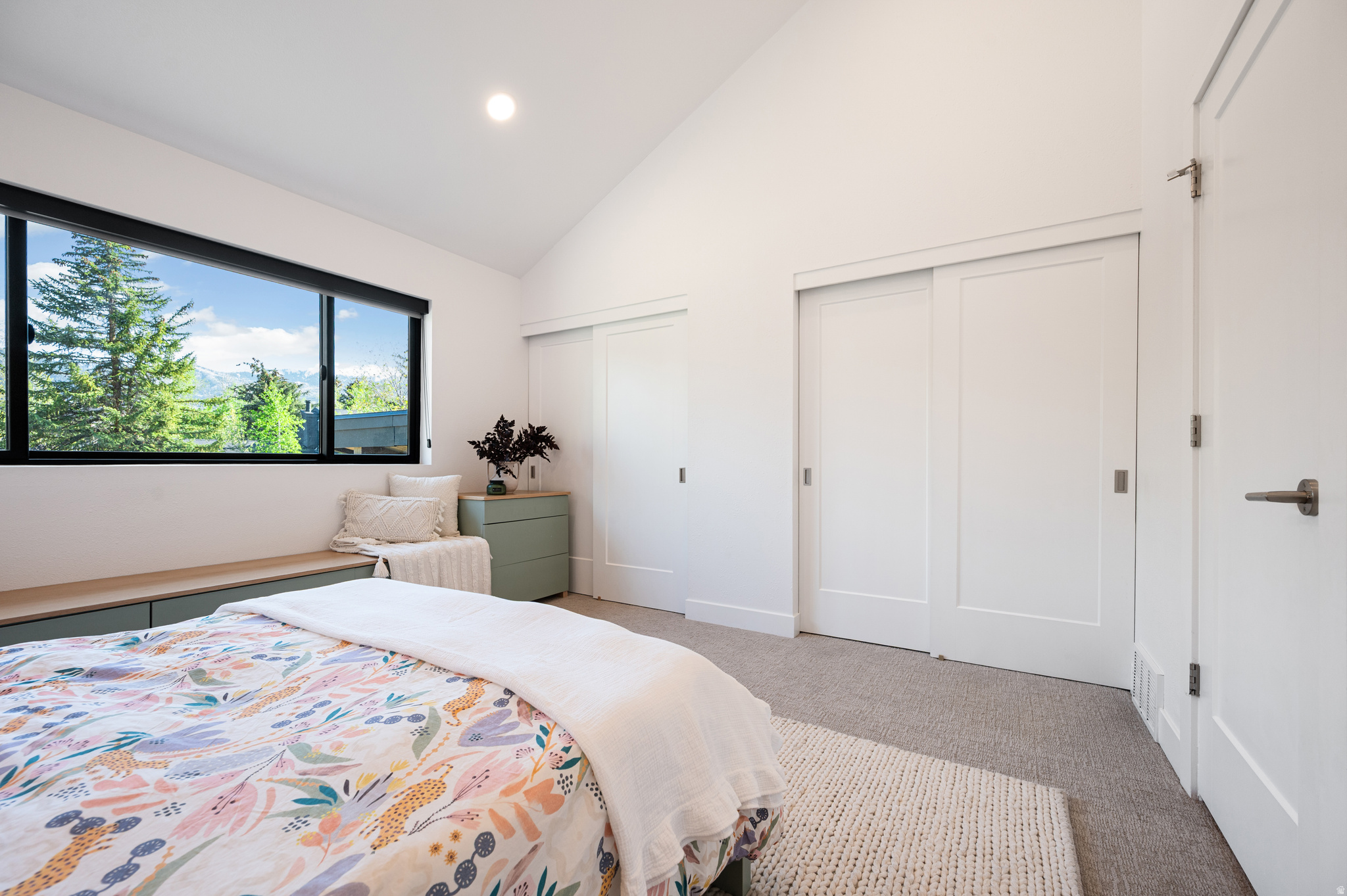SILVER SPRINGS - Residential