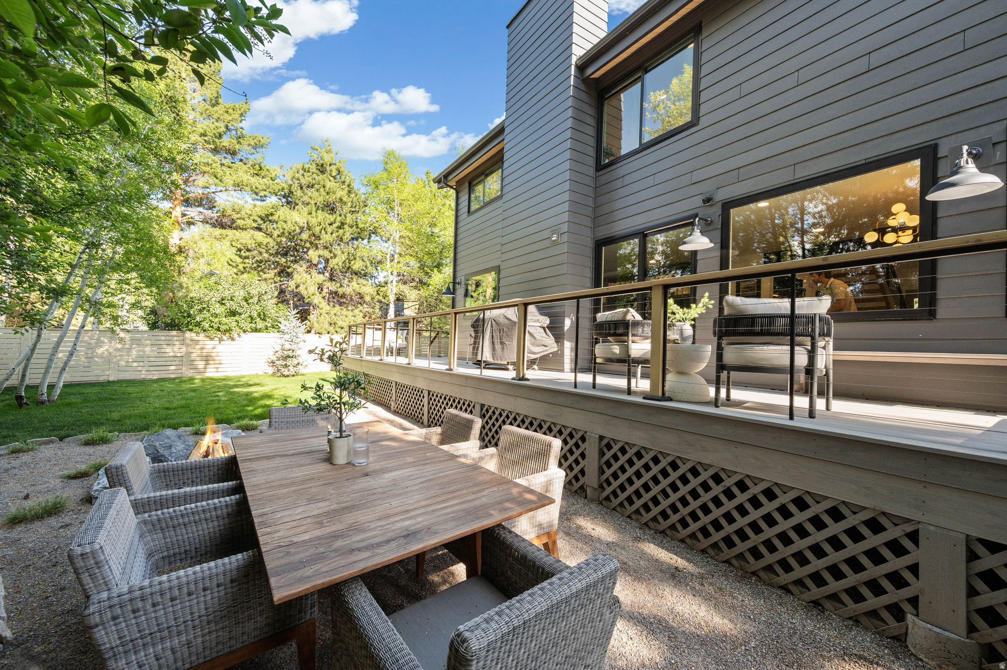 SILVER SPRINGS - Residential