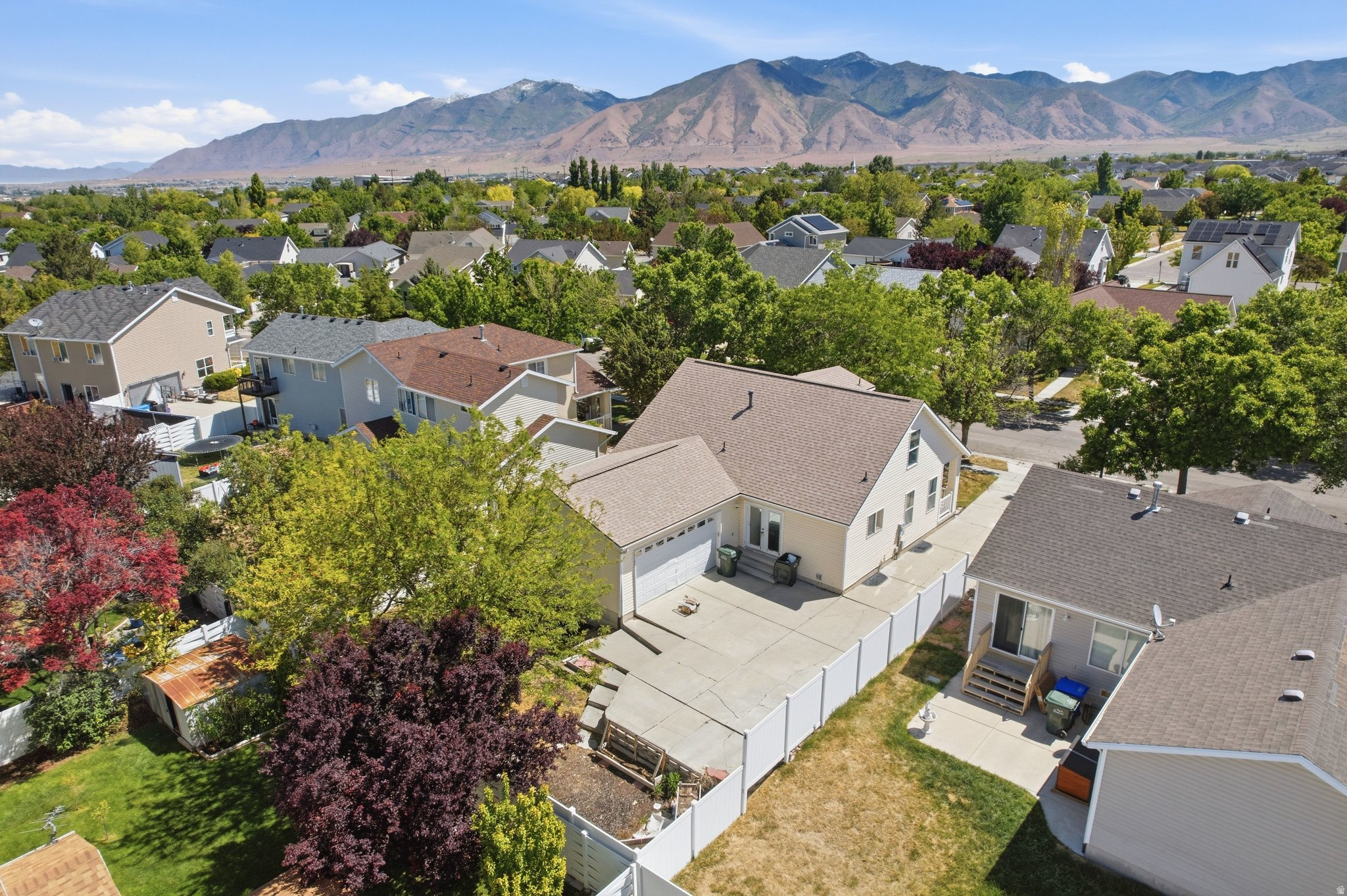 OVERLAKE ESTATES - Residential