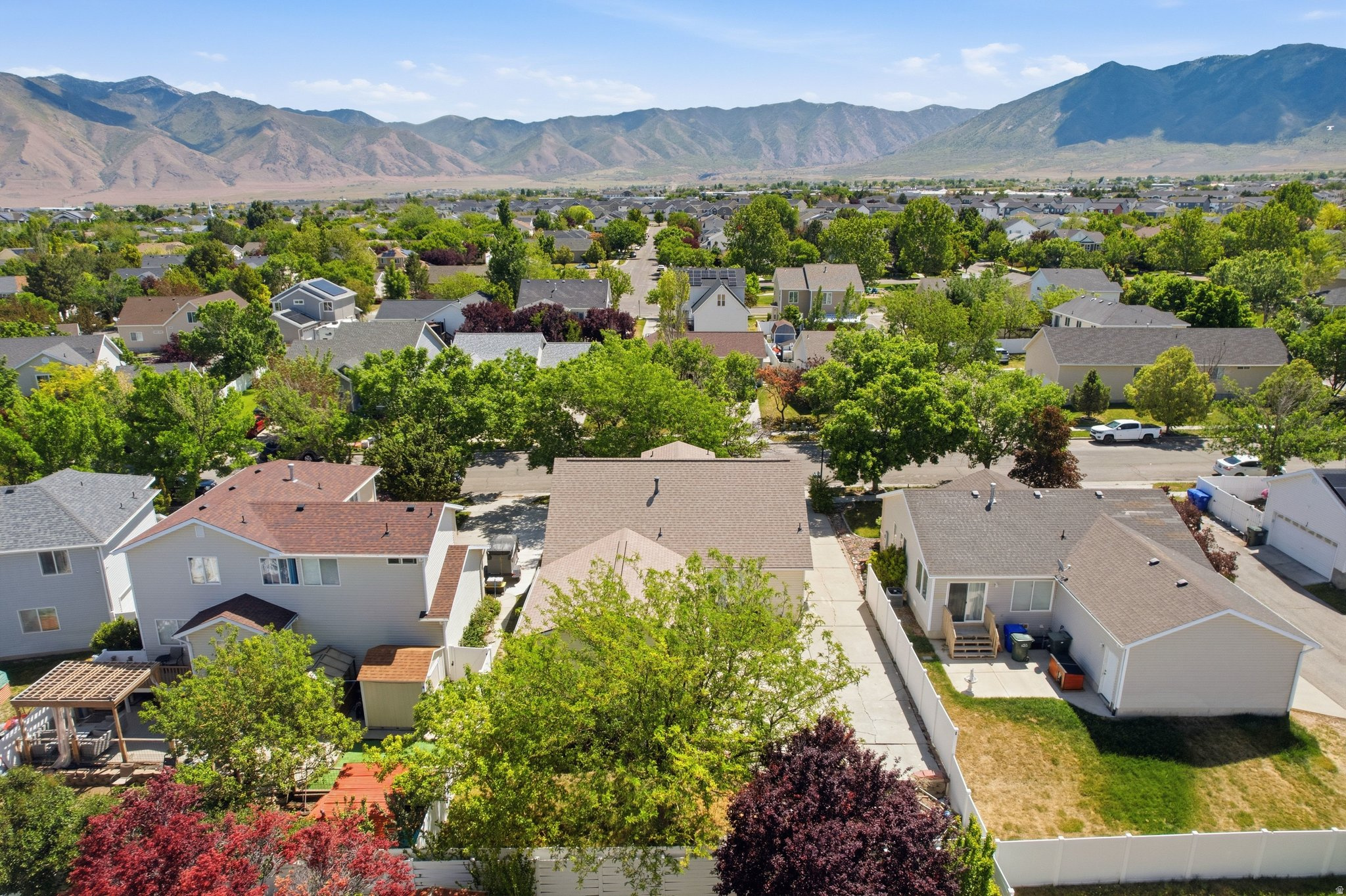 OVERLAKE ESTATES - Residential