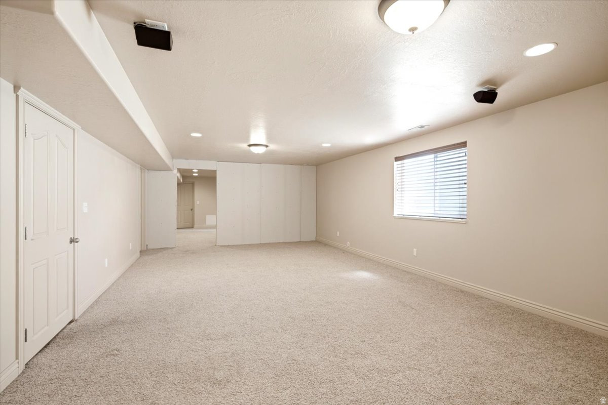 SPRING CREEK - Residential