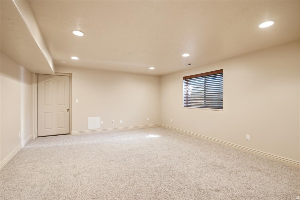 SPRING CREEK - Residential