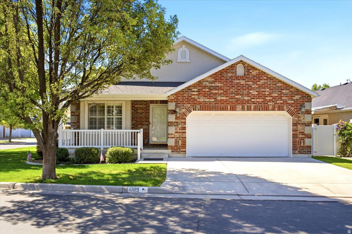 SPRING CREEK - Residential