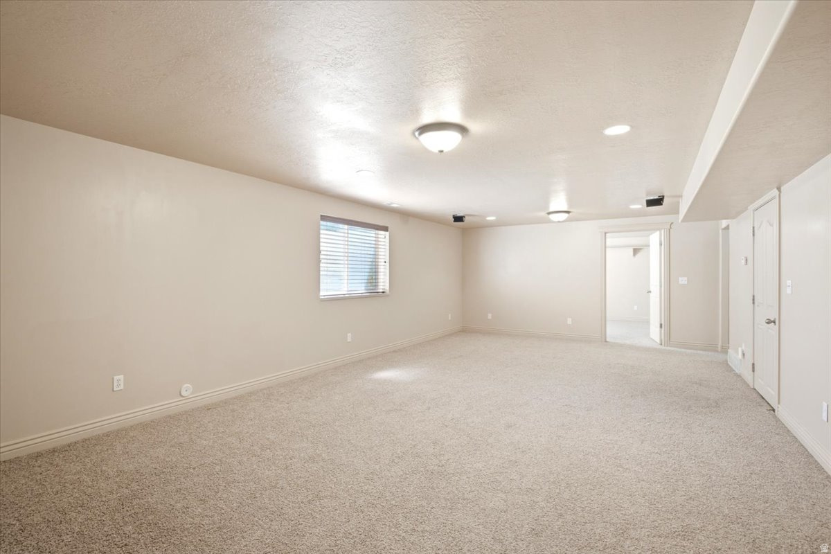 SPRING CREEK - Residential