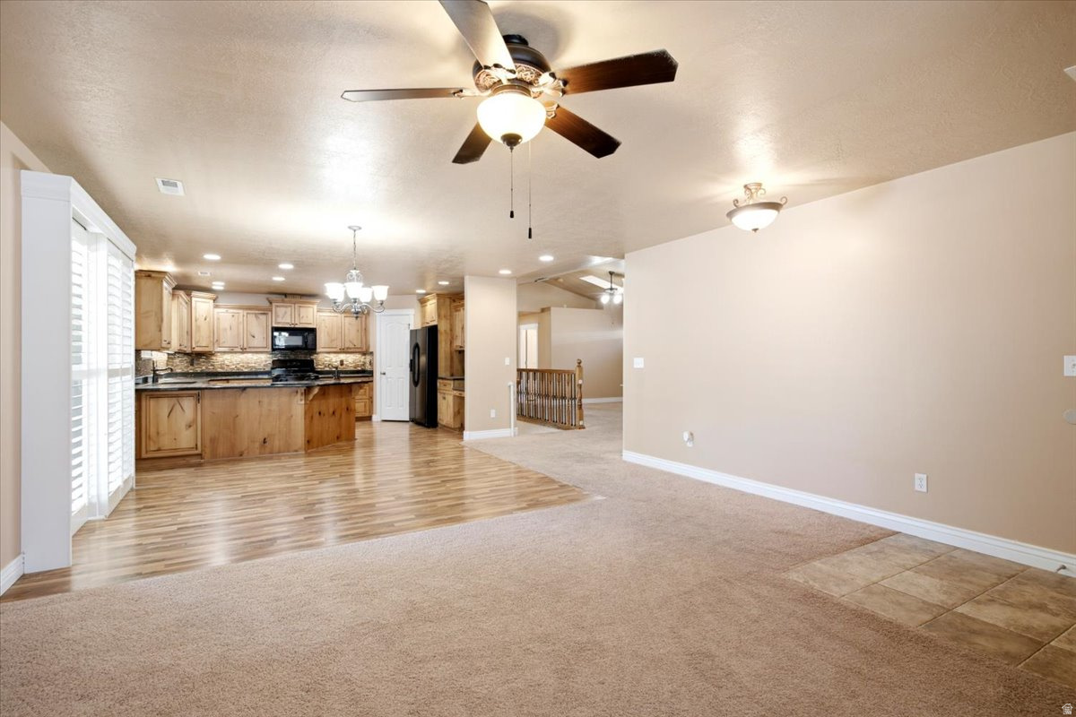 SPRING CREEK - Residential