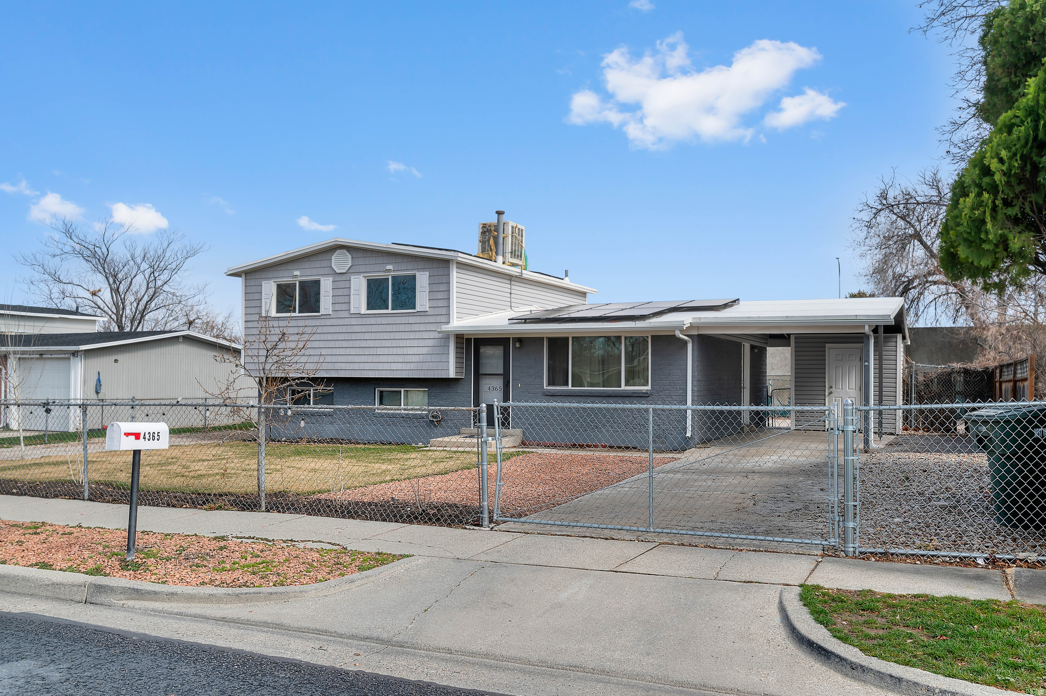 MEADOWGATE S - Residential