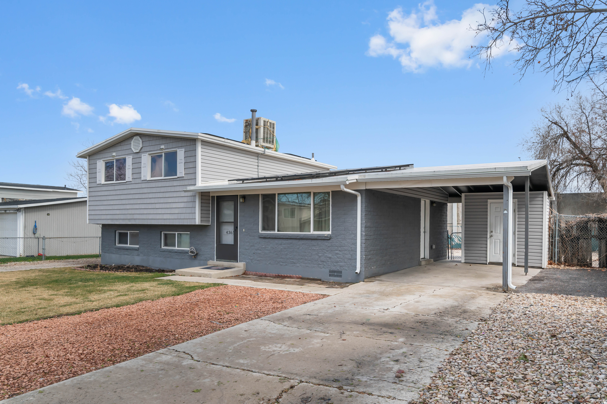 MEADOWGATE S - Residential