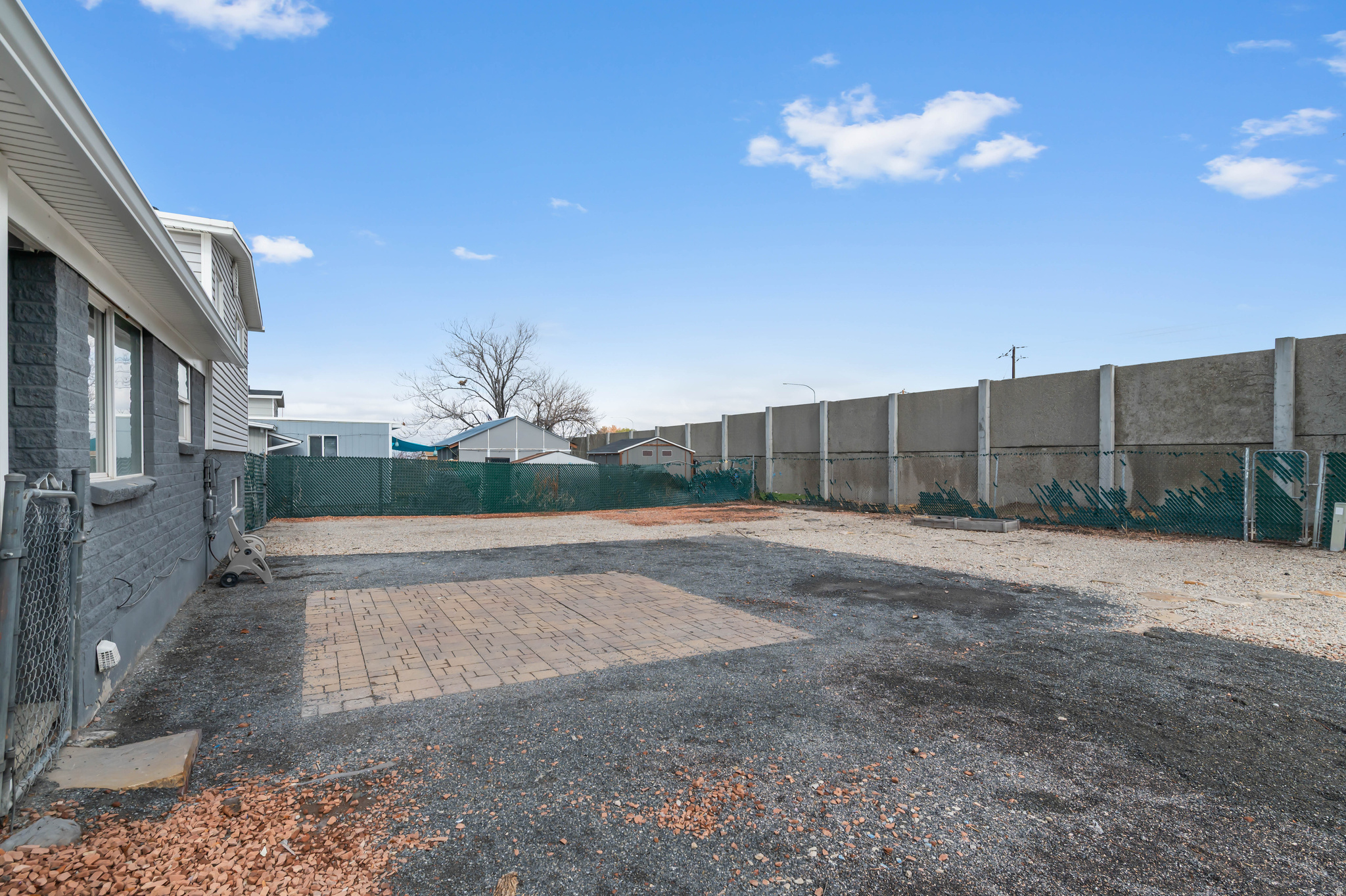 MEADOWGATE S - Residential