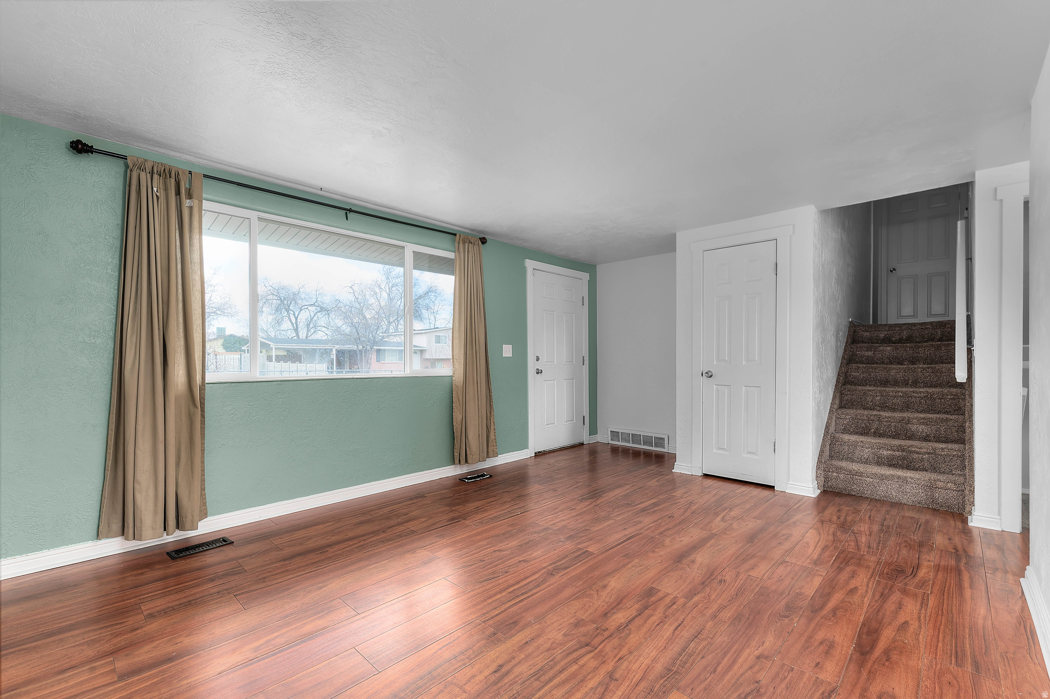 MEADOWGATE S - Residential