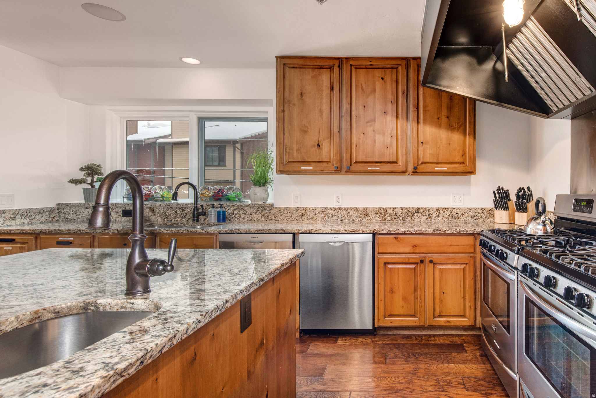 SNYDERS ADDITION - Commercial Sale